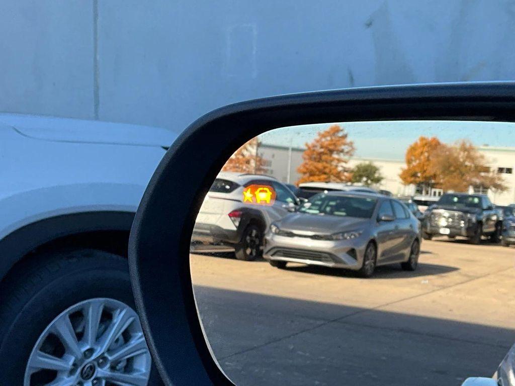 used 2025 Chevrolet Equinox car, priced at $26,901