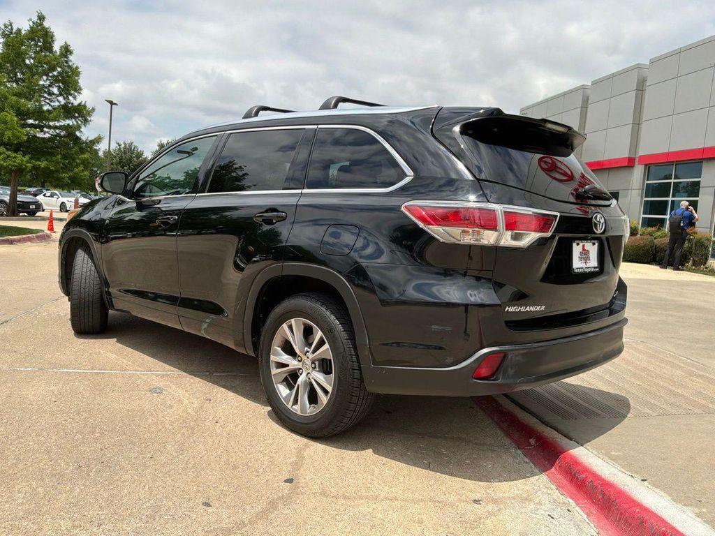 used 2015 Toyota Highlander car, priced at $18,901