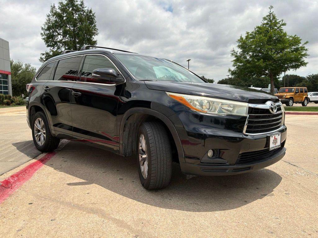 used 2015 Toyota Highlander car, priced at $18,901