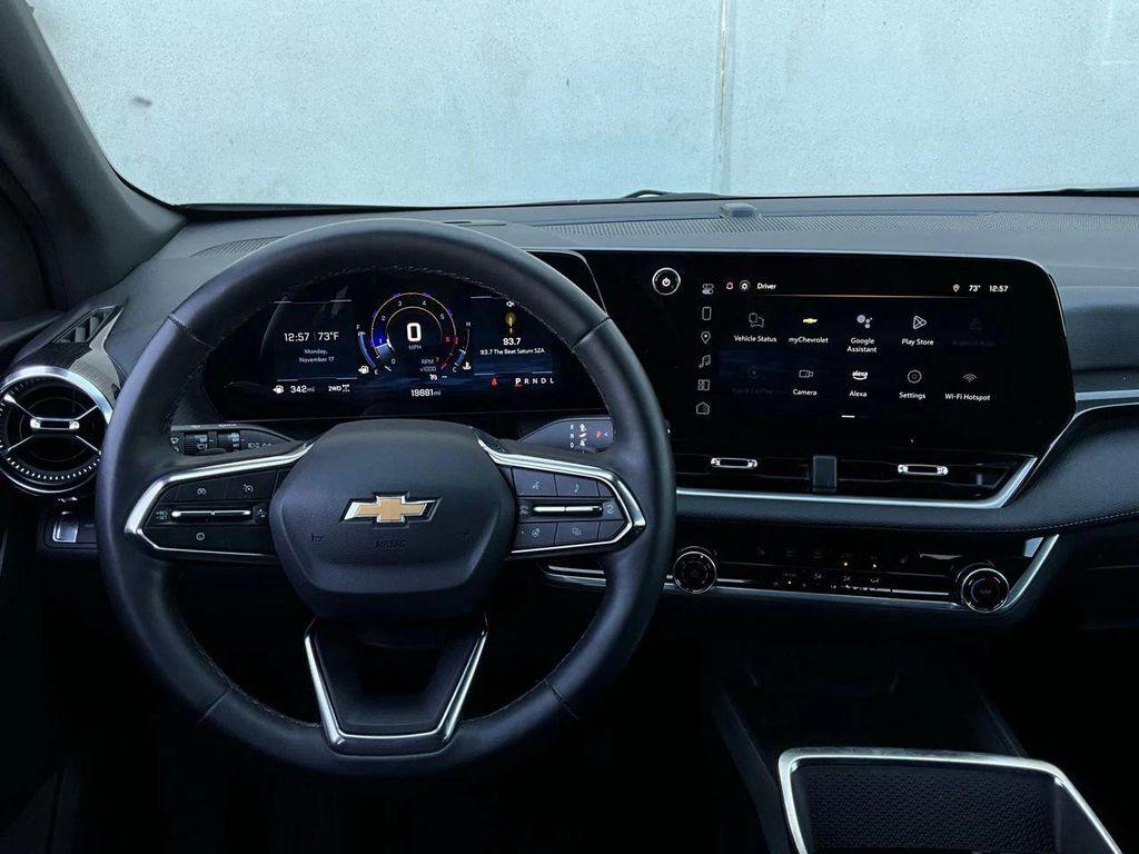 used 2025 Chevrolet Equinox car, priced at $24,801