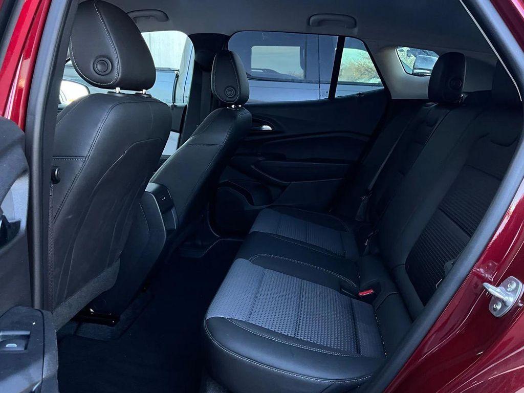 used 2025 Chevrolet Trax car, priced at $18,901