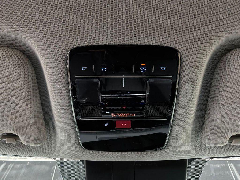 used 2025 Hyundai Santa Fe car, priced at $27,901
