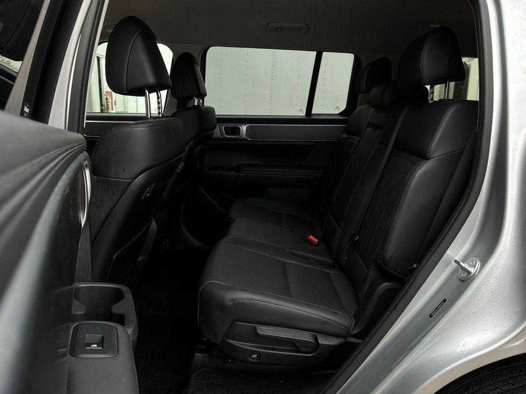 used 2025 Hyundai Santa Fe car, priced at $27,901