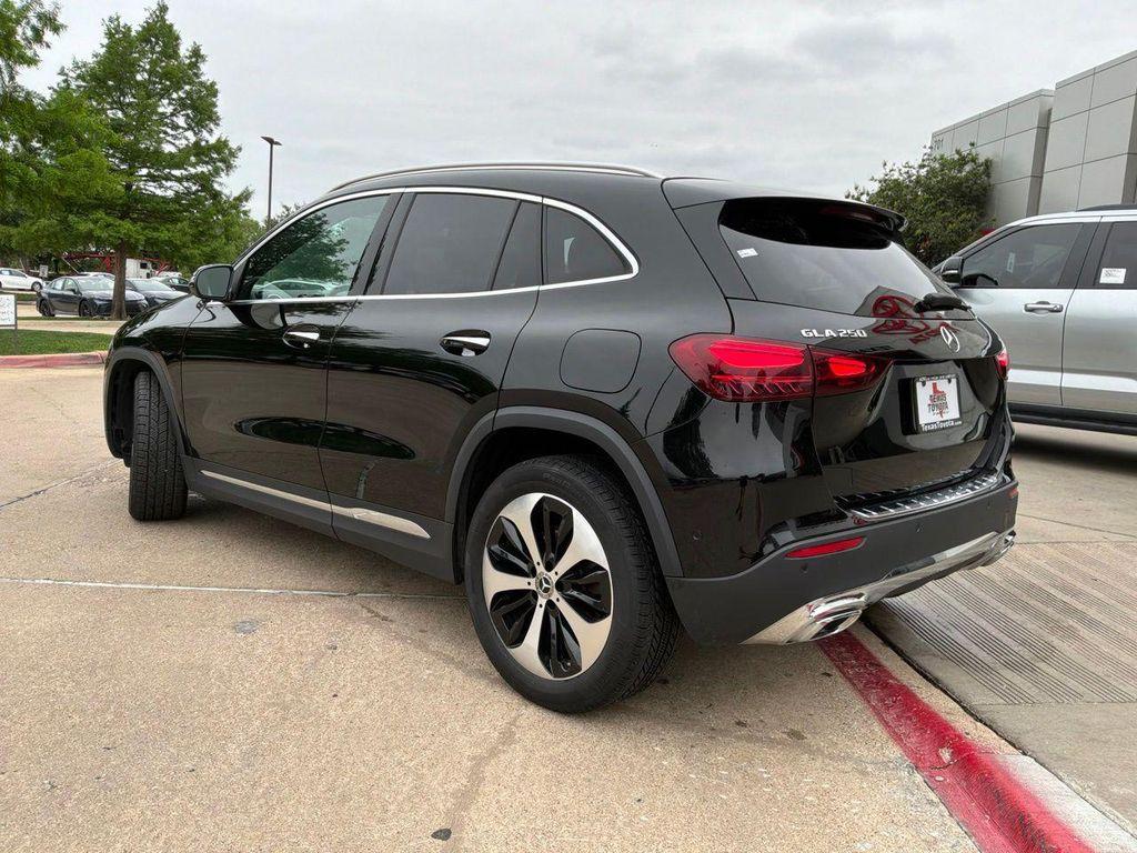 used 2025 Mercedes-Benz GLA 250 car, priced at $26,901