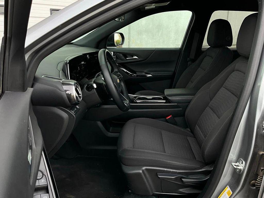 used 2025 Chevrolet Equinox car, priced at $22,901