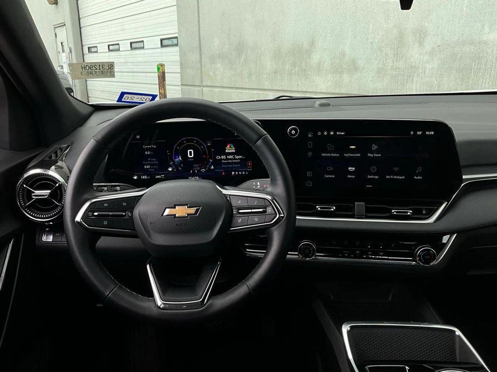 used 2025 Chevrolet Equinox car, priced at $24,901