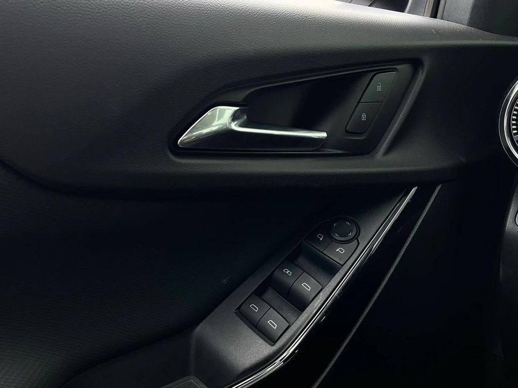 used 2025 Chevrolet Equinox car, priced at $24,901