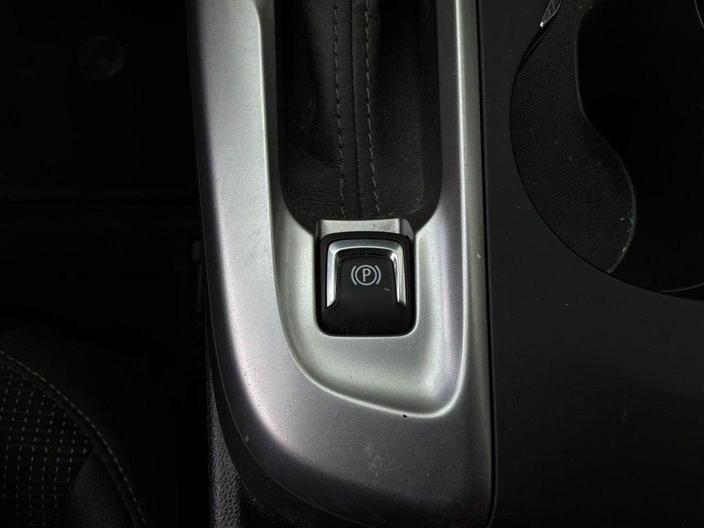 used 2025 Buick Envista car, priced at $20,901