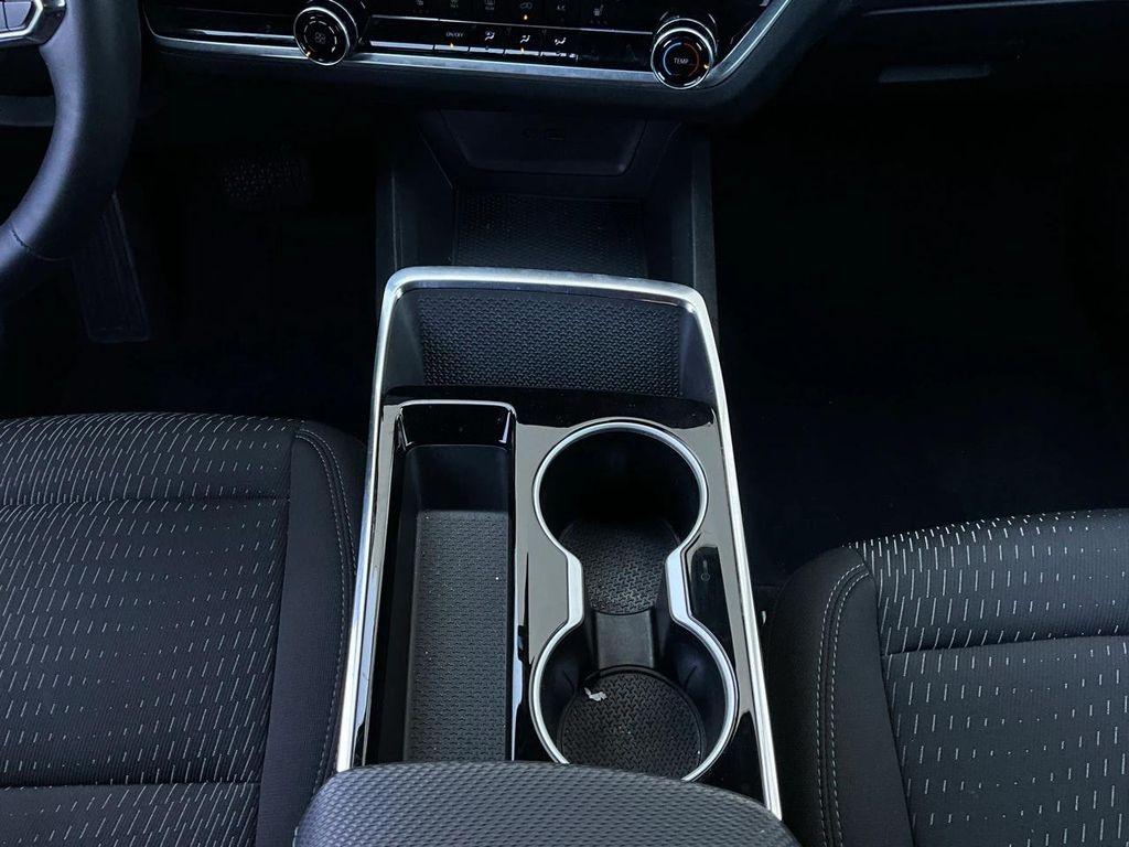 used 2025 Chevrolet Equinox car, priced at $25,901