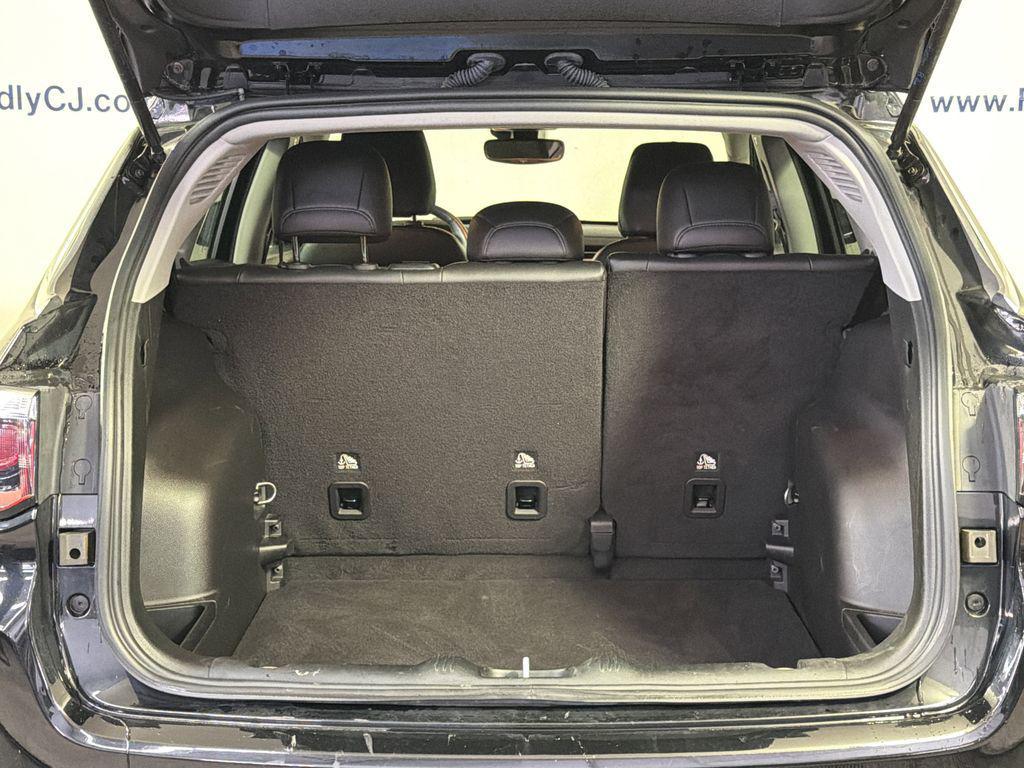 used 2022 Jeep Compass car, priced at $21,624