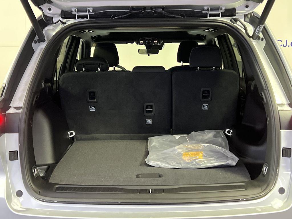 new 2025 Jeep Grand Cherokee car, priced at $35,244