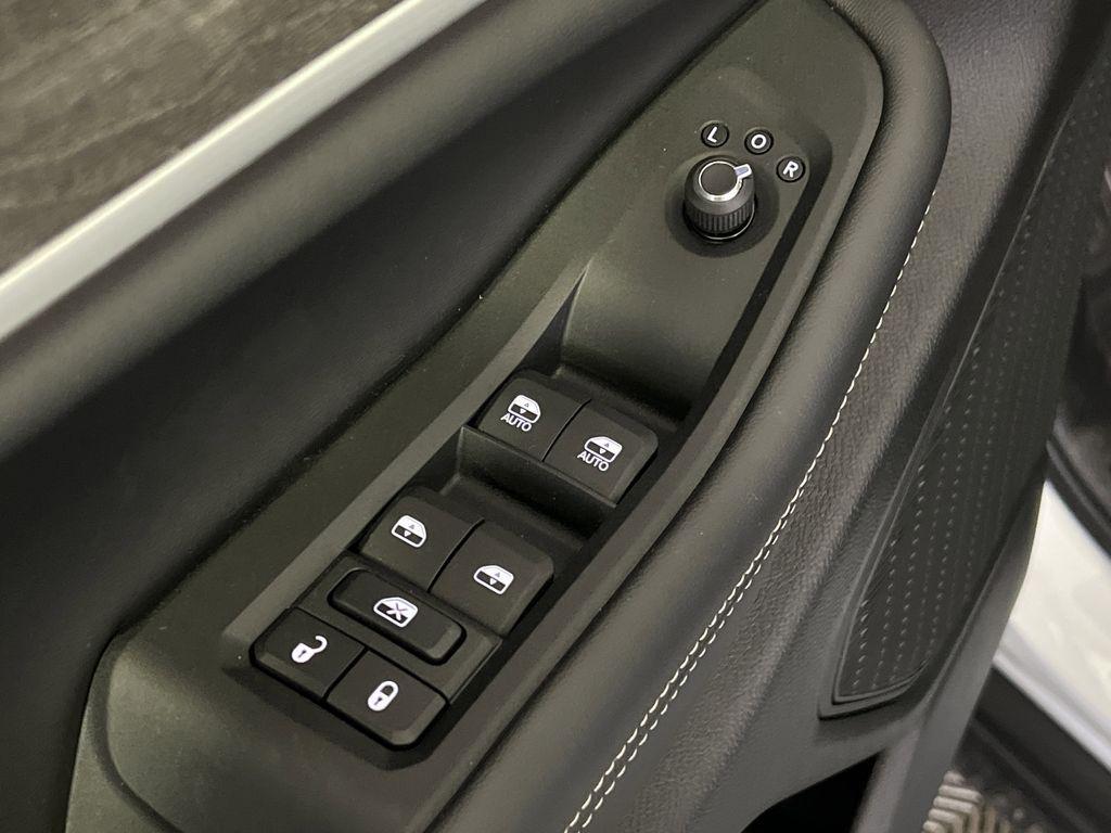 new 2025 Jeep Grand Cherokee L car, priced at $37,586