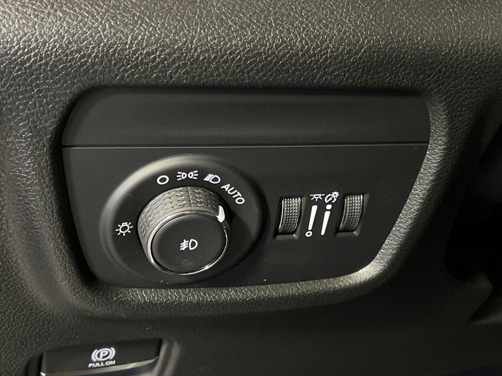 new 2025 Jeep Grand Cherokee L car, priced at $37,586