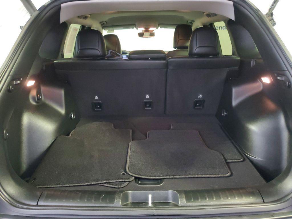 used 2023 Jeep Cherokee car, priced at $23,948