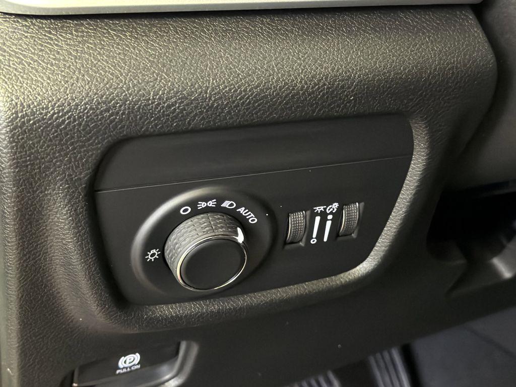 new 2025 Jeep Grand Cherokee L car, priced at $36,642