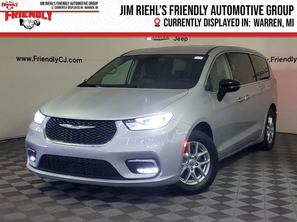 used 2024 Chrysler Pacifica car, priced at $26,952