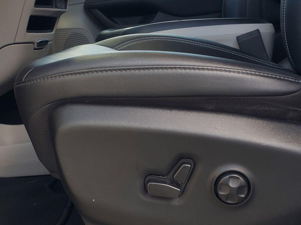 used 2024 Chrysler Pacifica car, priced at $26,894