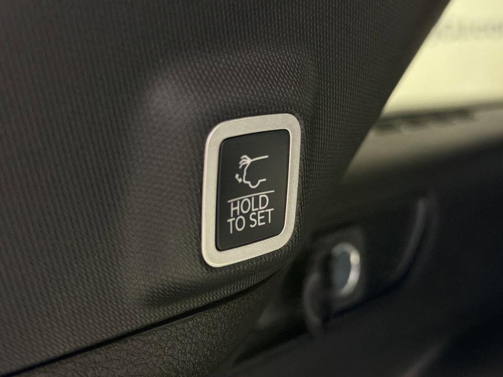 new 2025 Jeep Grand Cherokee car, priced at $34,244