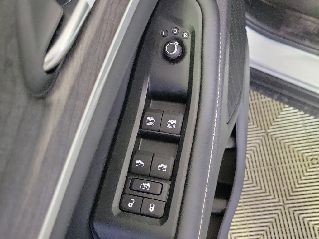 new 2026 Jeep Grand Cherokee car, priced at $42,662