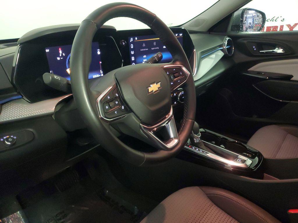 used 2025 Chevrolet Trax car, priced at $18,987