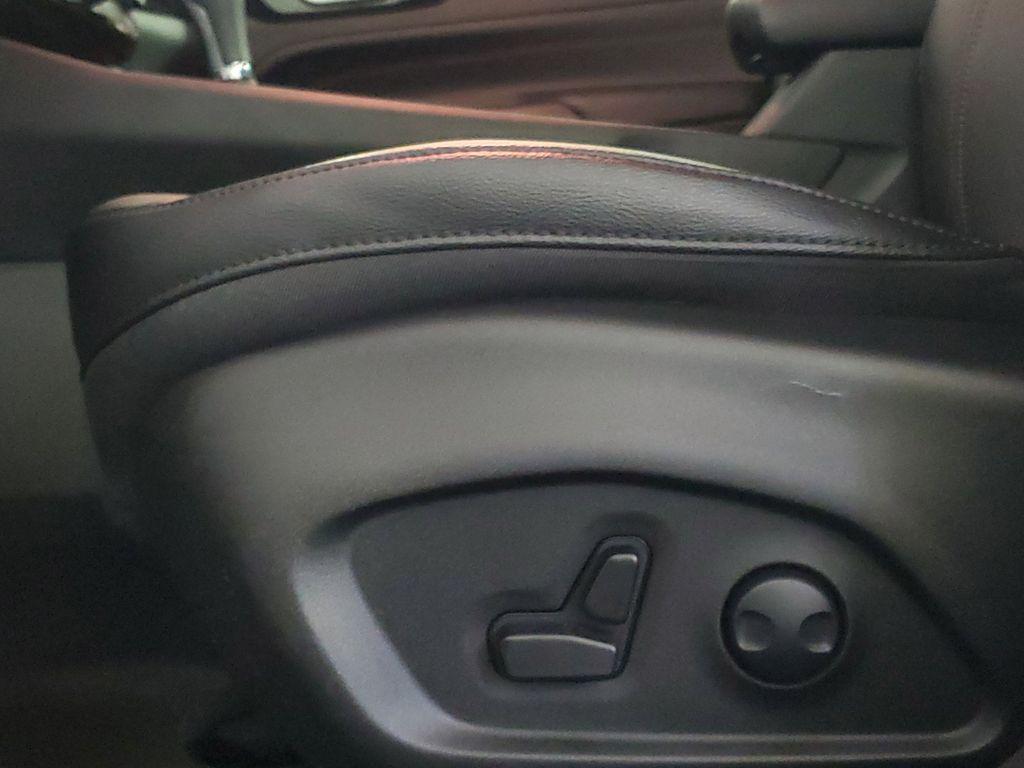 used 2025 Jeep Compass car, priced at $25,090