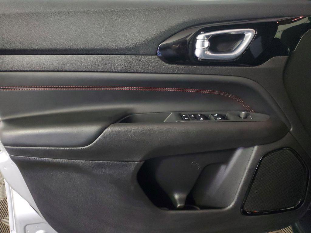 used 2025 Jeep Compass car, priced at $25,090