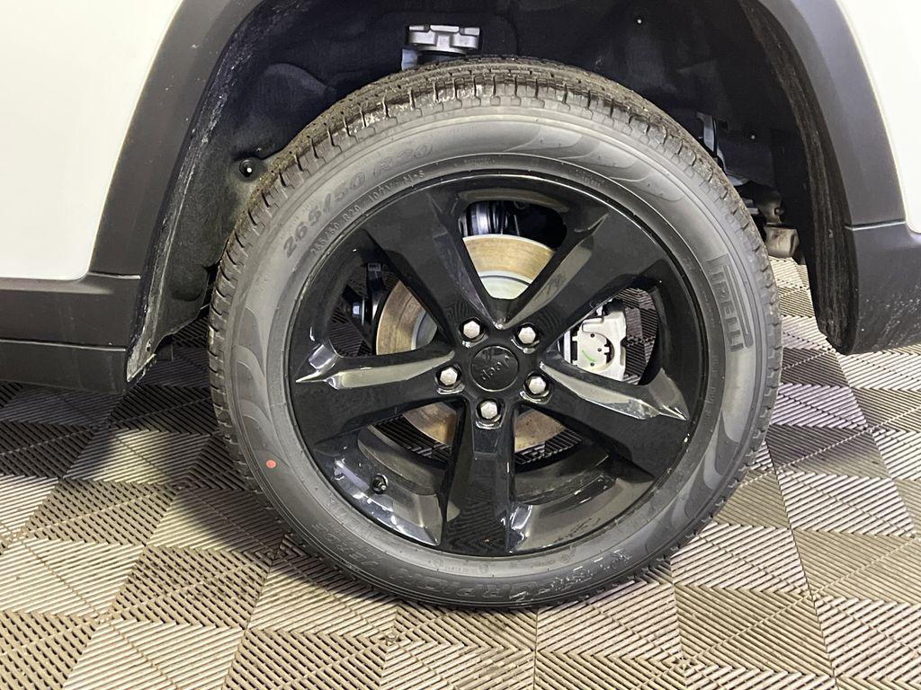 new 2025 Jeep Grand Cherokee car, priced at $44,943