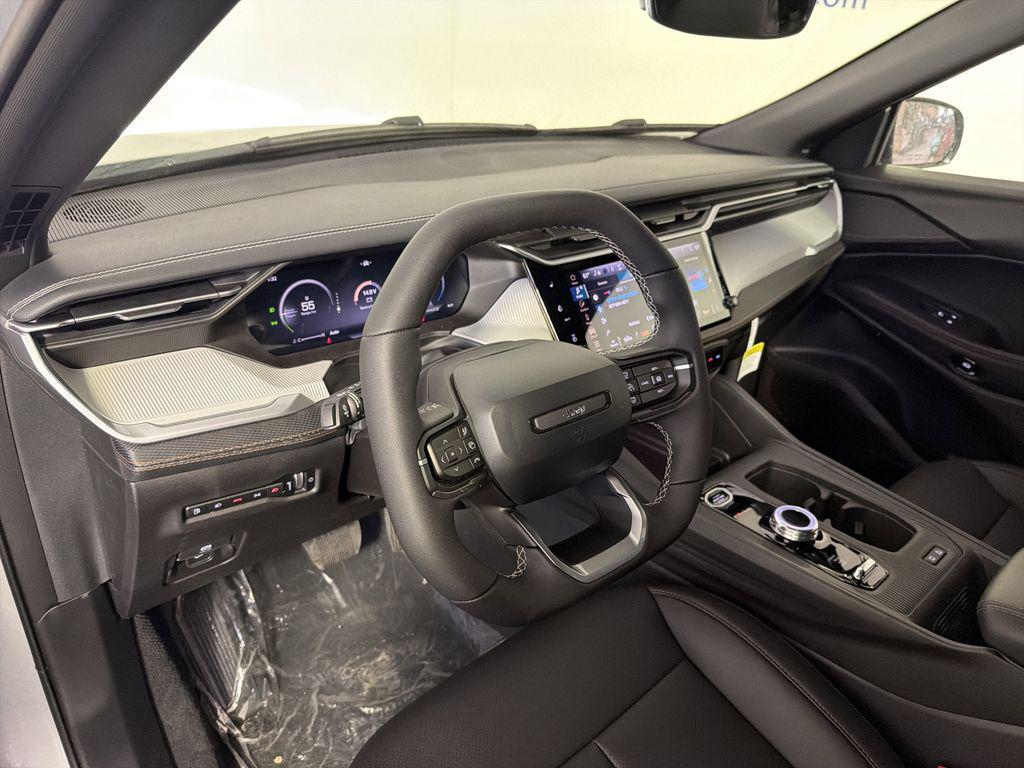 new 2026 Jeep Cherokee car, priced at $38,111