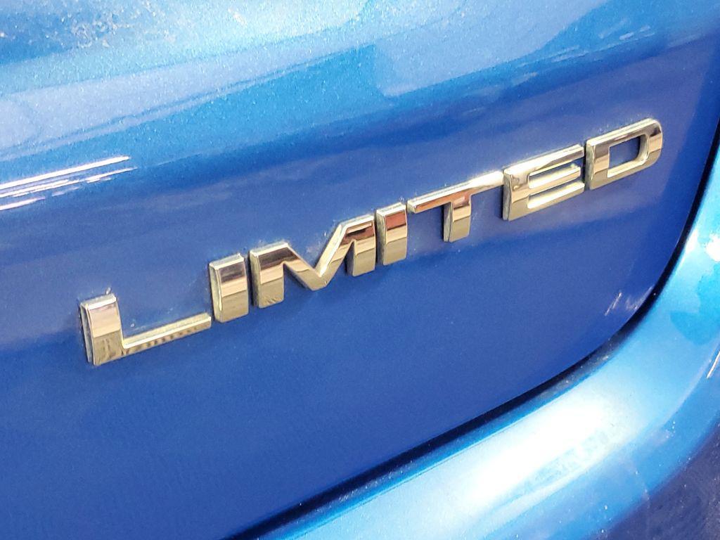 used 2025 Jeep Compass car, priced at $24,002