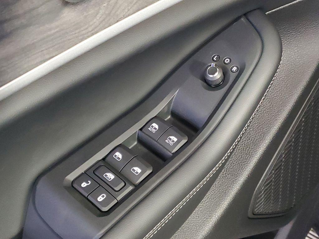 new 2025 Jeep Grand Cherokee car, priced at $41,855