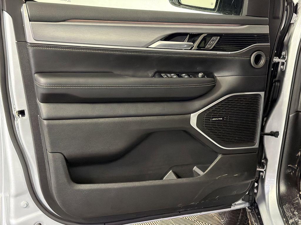 new 2026 Jeep Grand Wagoneer car, priced at $69,430