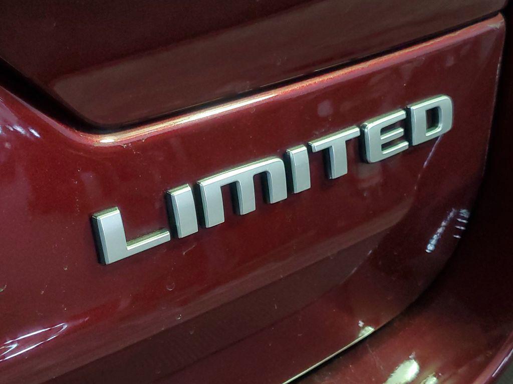 used 2024 Jeep Grand Cherokee car, priced at $33,575