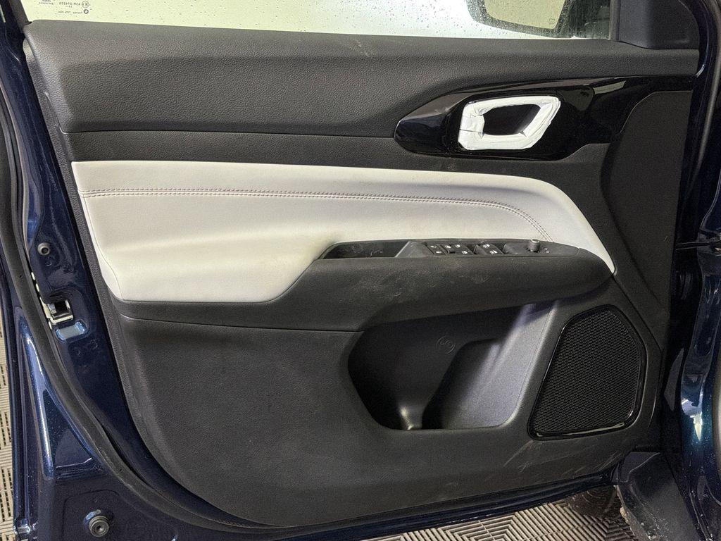 new 2026 Jeep Compass car, priced at $28,406