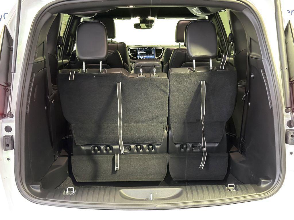 new 2026 Chrysler Pacifica car, priced at $42,665