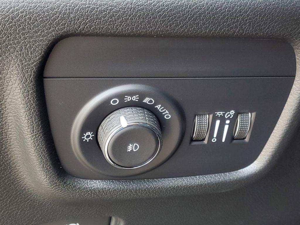 new 2025 Jeep Grand Cherokee L car, priced at $38,967