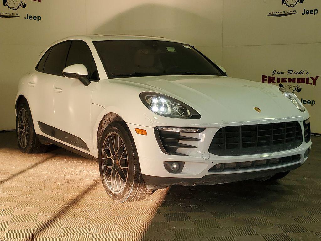 used 2018 Porsche Macan car, priced at $16,539