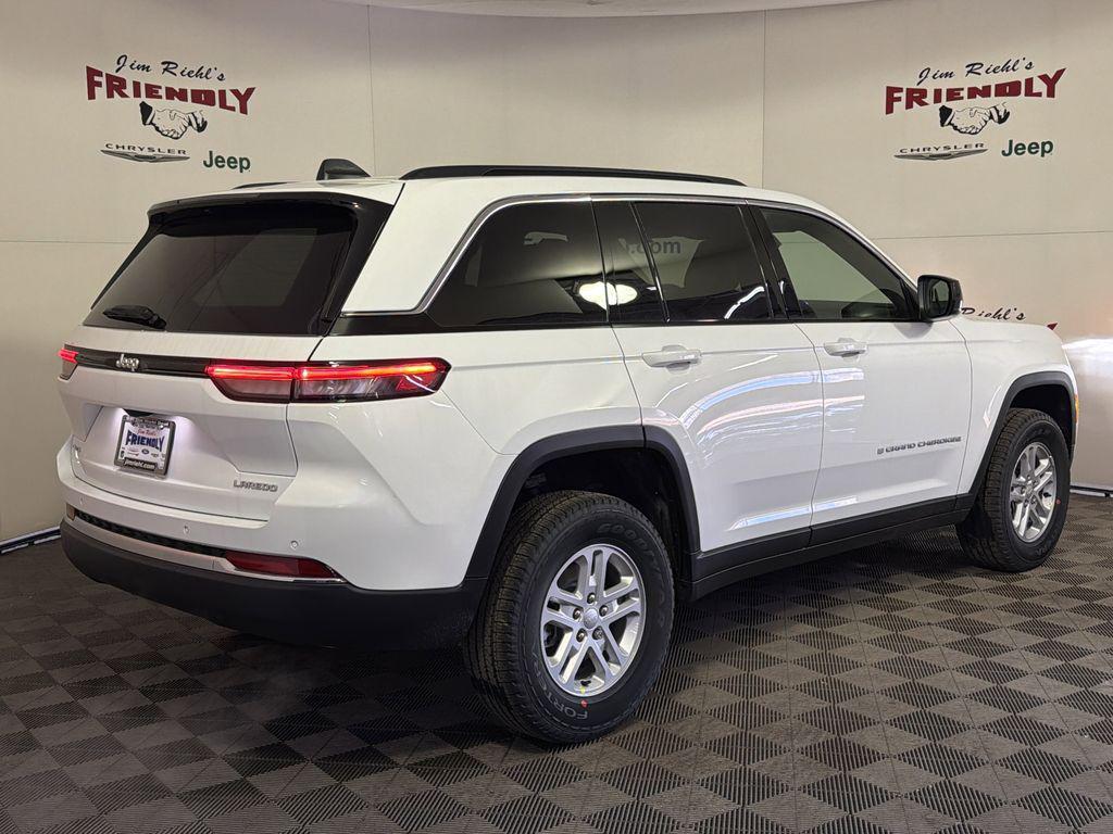 new 2025 Jeep Grand Cherokee car, priced at $34,093