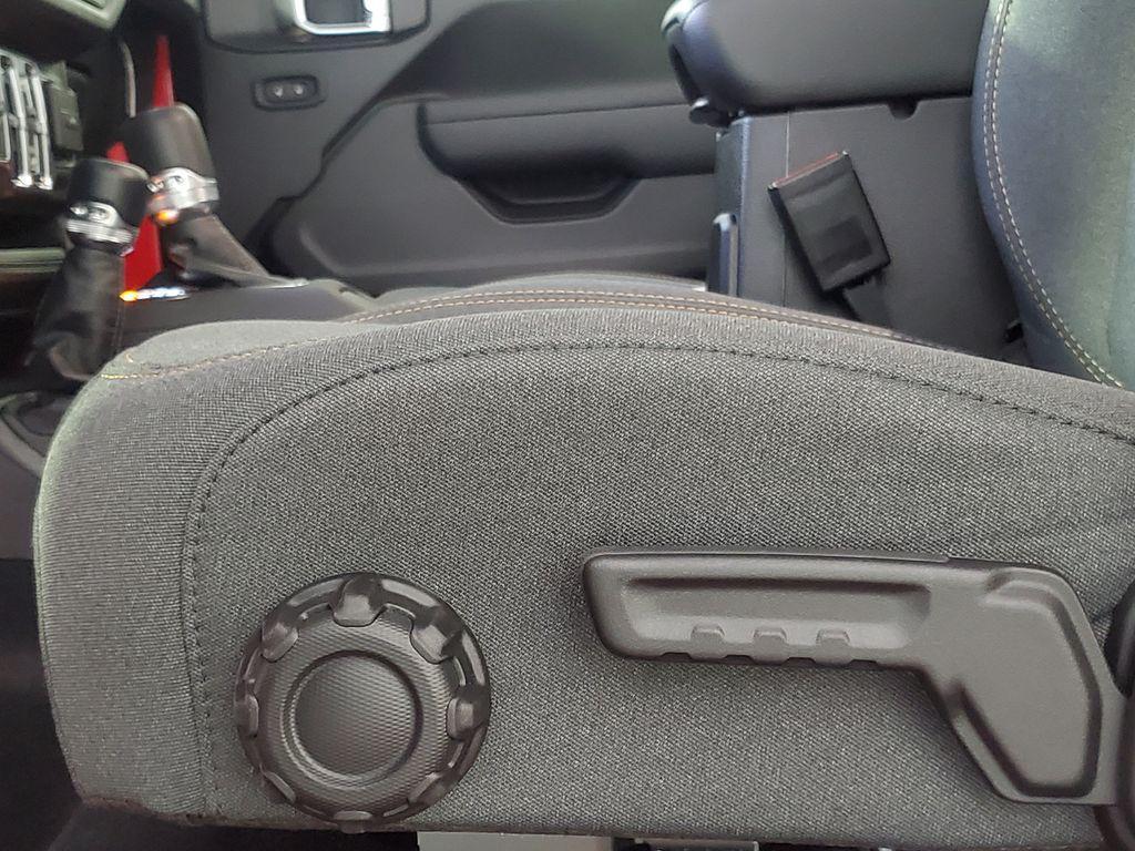 new 2025 Jeep Wrangler car, priced at $33,220