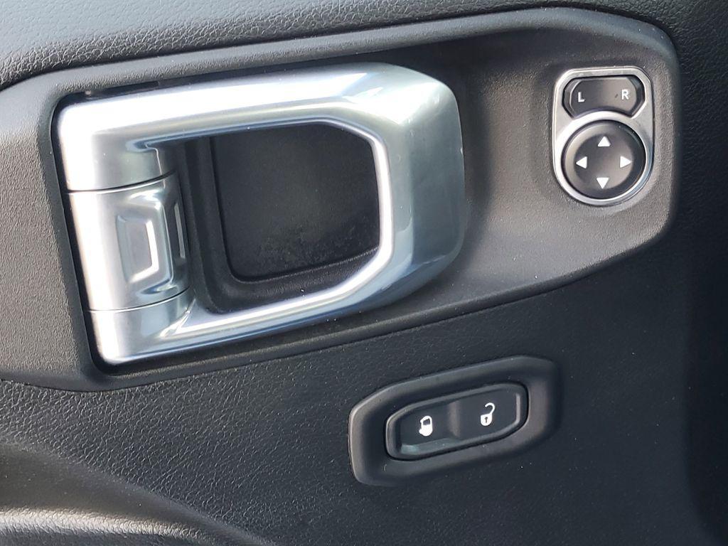 used 2021 Jeep Gladiator car, priced at $26,379