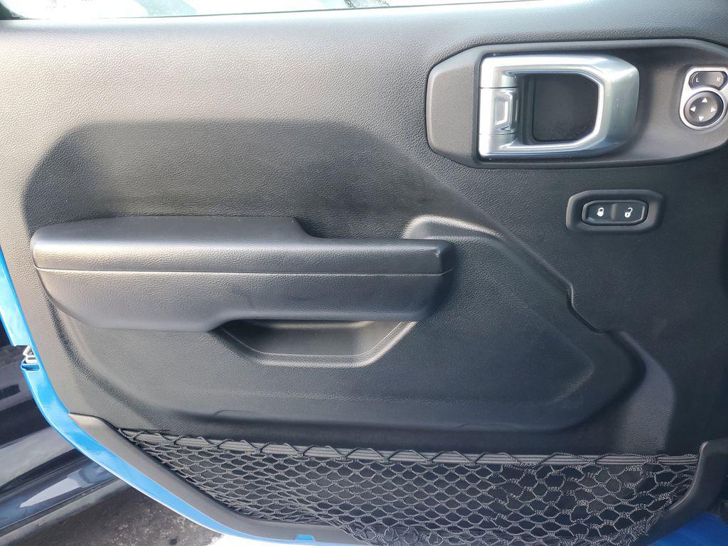 used 2021 Jeep Gladiator car, priced at $26,379