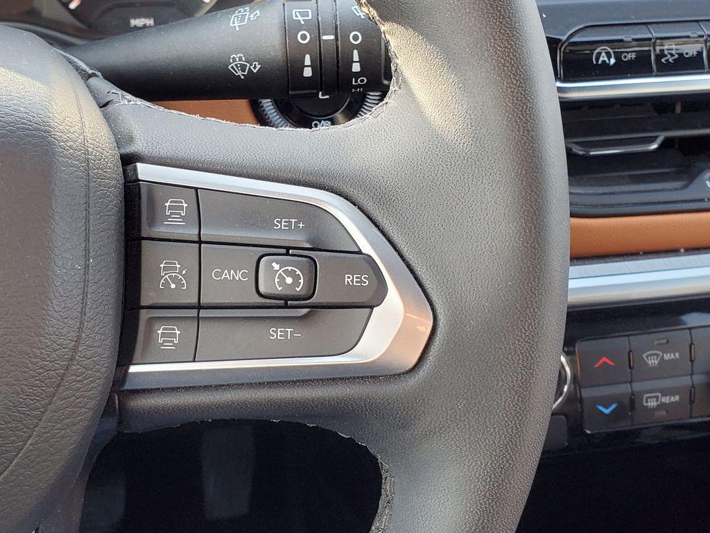 used 2025 Jeep Compass car, priced at $23,905