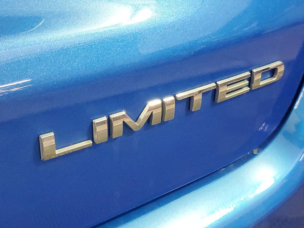 used 2025 Jeep Compass car, priced at $23,905