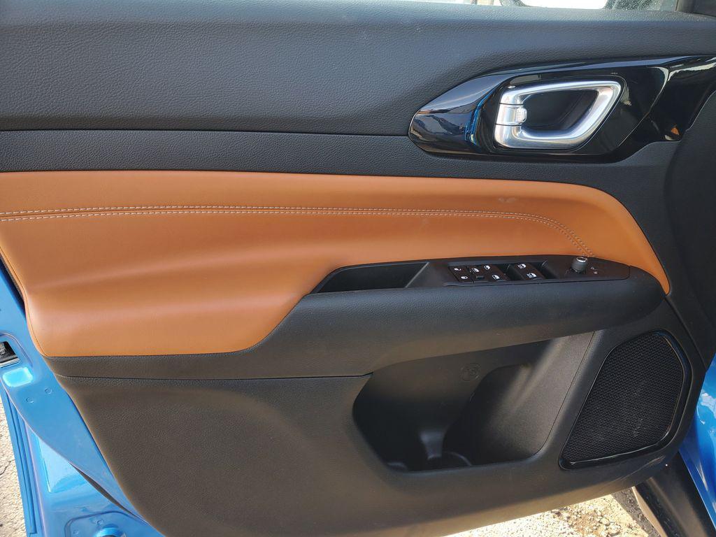 used 2025 Jeep Compass car, priced at $23,905