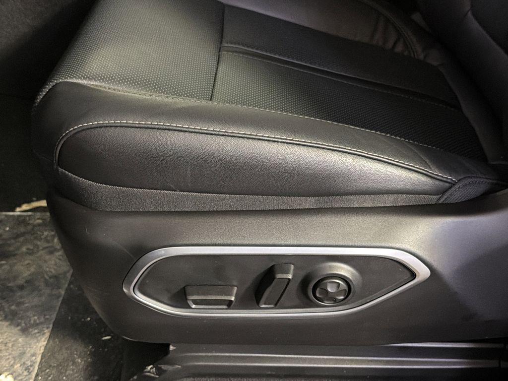 new 2026 Jeep Grand Wagoneer car, priced at $68,915