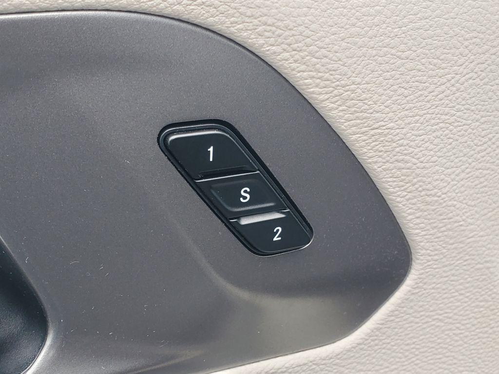 used 2023 Chrysler Pacifica car, priced at $24,035