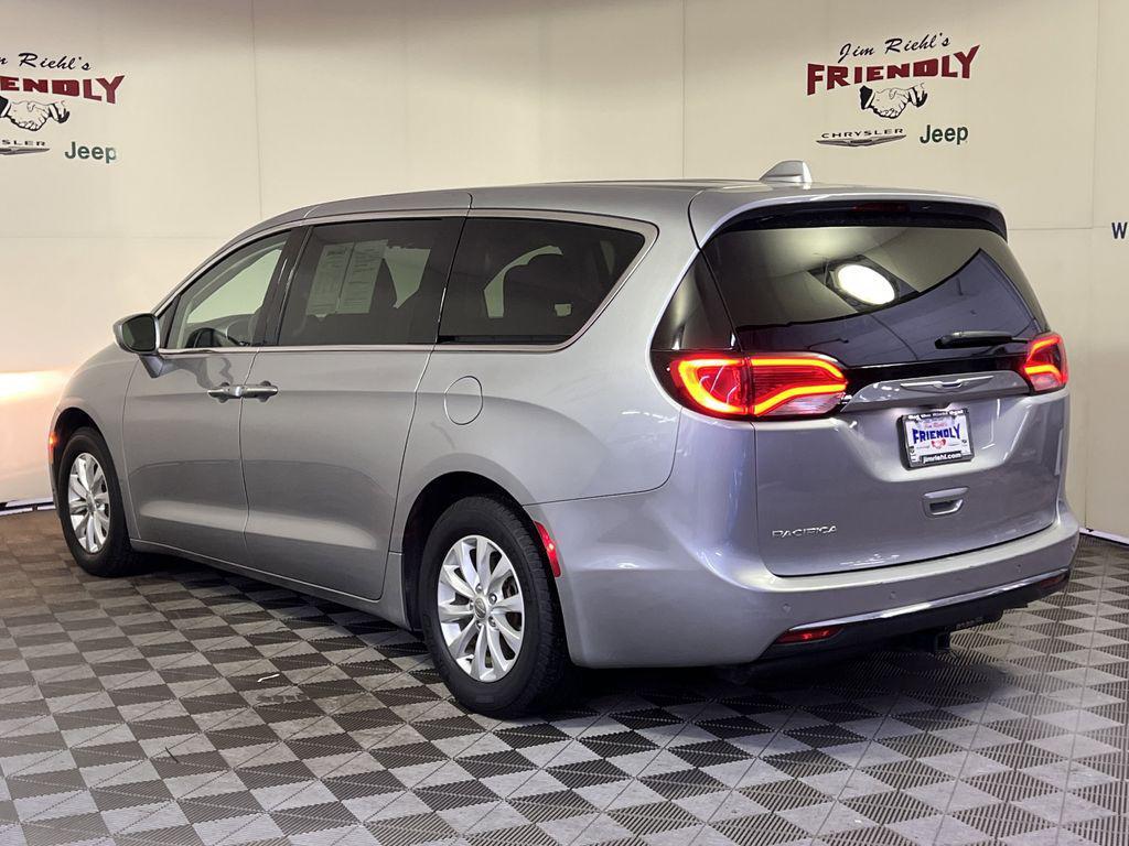 used 2019 Chrysler Pacifica car, priced at $16,804