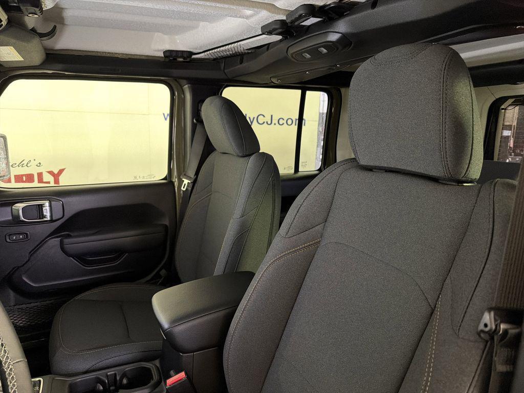 new 2026 Jeep Wrangler car, priced at $48,475