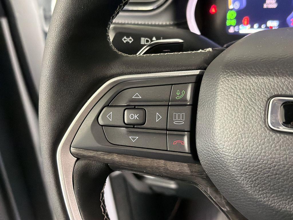 new 2026 Jeep Grand Cherokee car, priced at $50,210