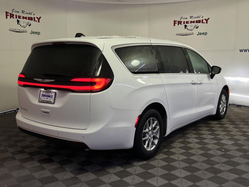 new 2026 Chrysler Pacifica car, priced at $38,291