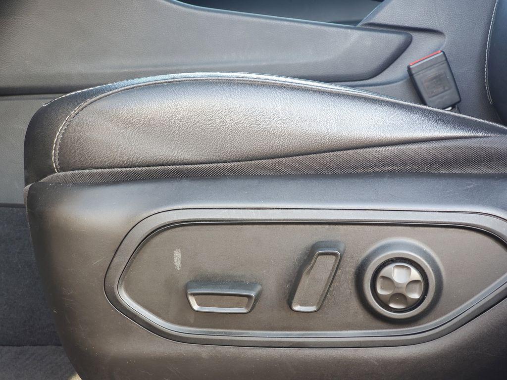 used 2022 Jeep Grand Cherokee L car, priced at $28,576